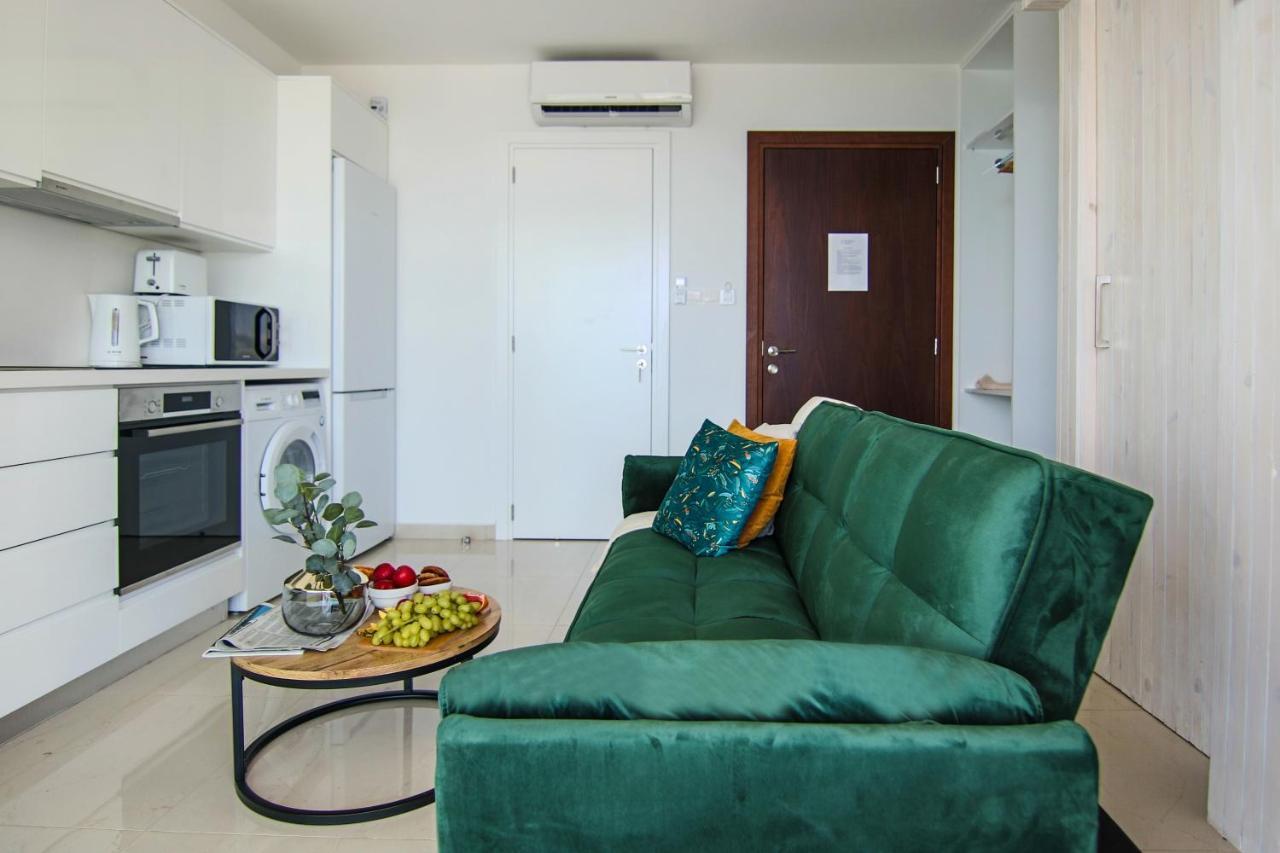 Paphos Phaedrus Living: Seaview Emerald Flat Lighthouse 48 מראה חיצוני תמונה